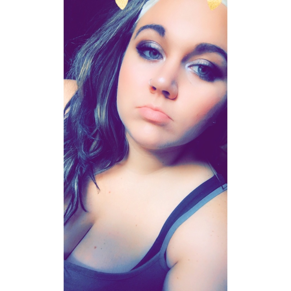 Meet your Posher, Cassie